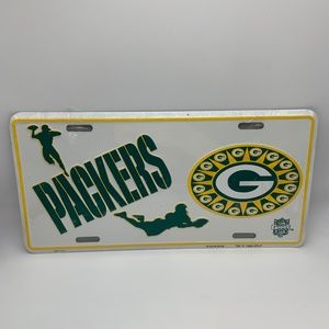 Vintage Sealed Green Bay Packers Football Logo Metal Decorative License Plate